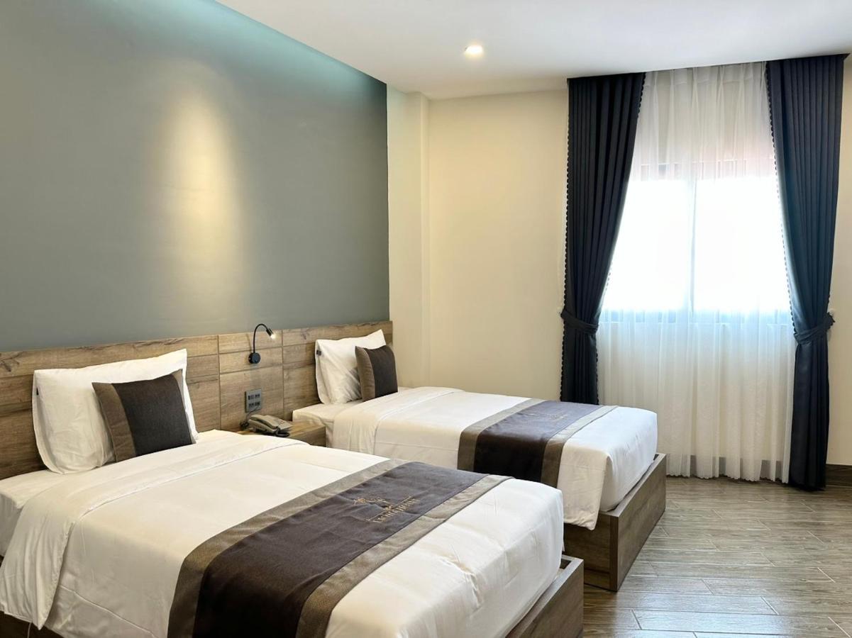 Lion 6 Hotel Can Tho Exterior photo